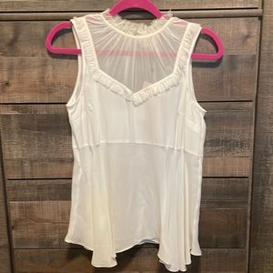 Cinq à sept MACAO TOP. Ivory size M. New with Tag